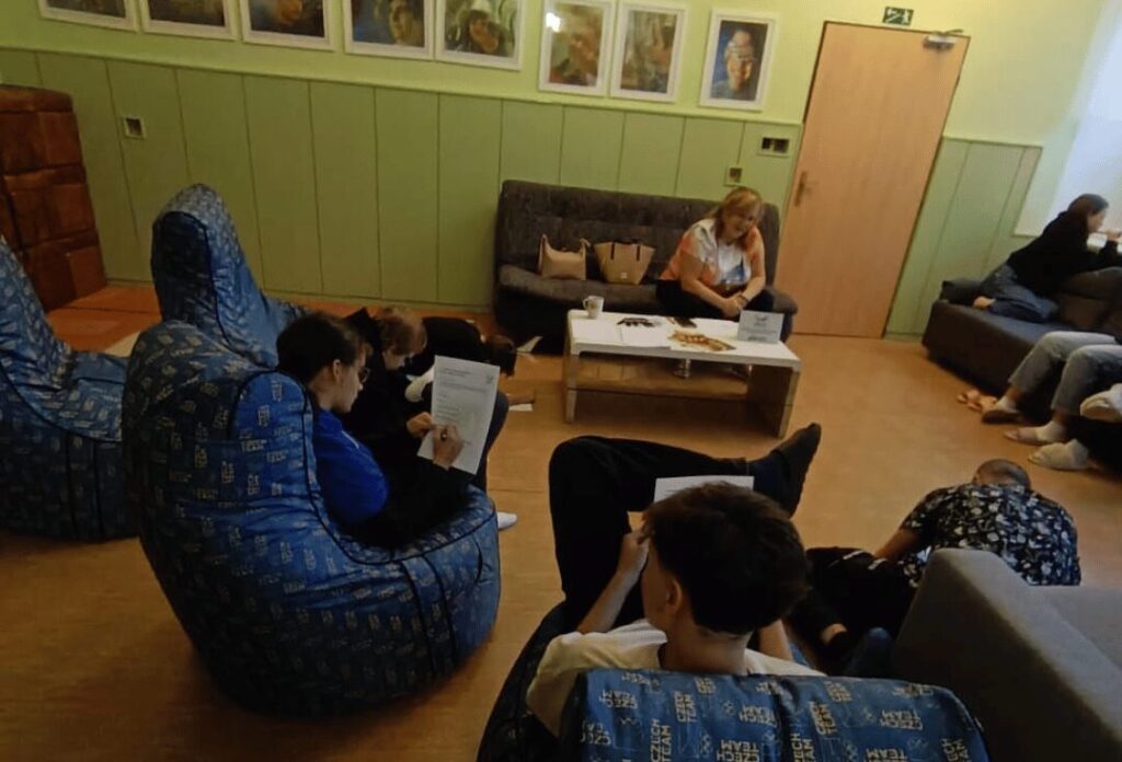 Někdy stačí jen naslouchat.